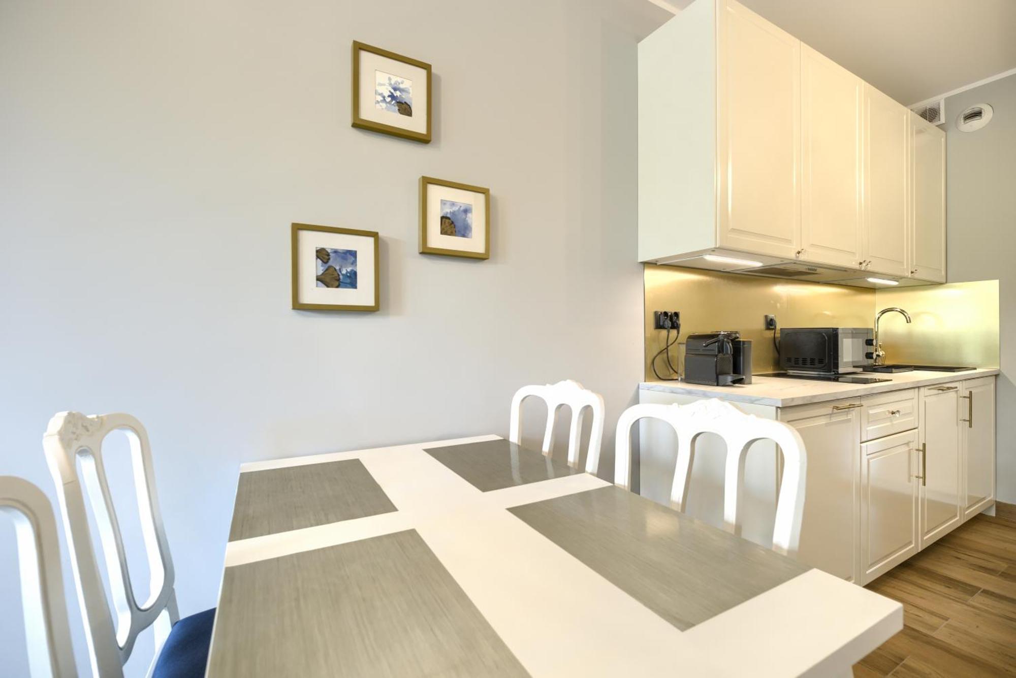 Apartment Aboutartapartments - By The River *