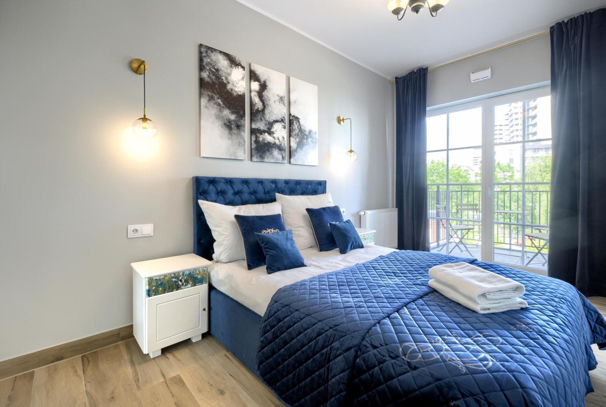 Aboutartapartments - By The River Apartment *