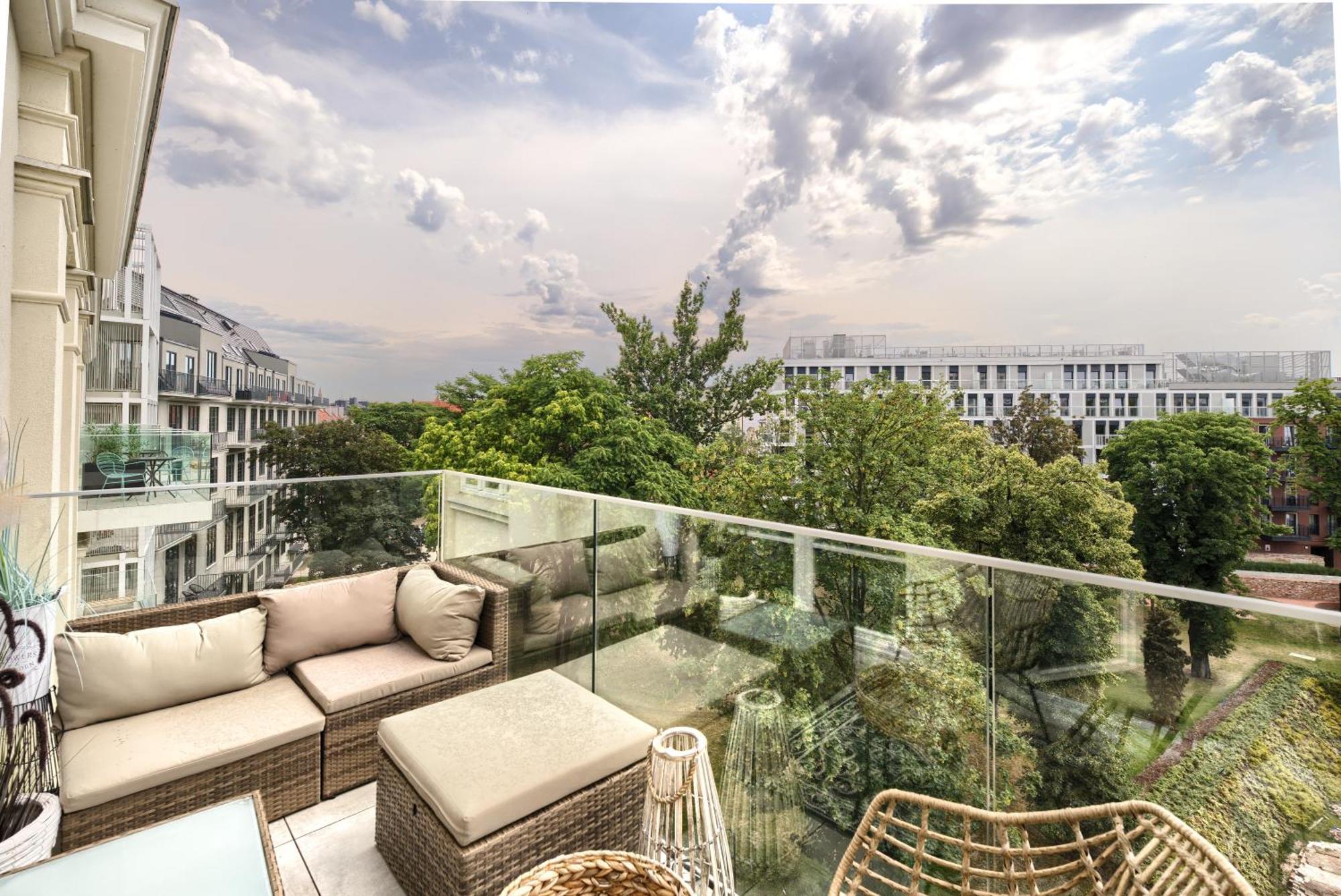 Aboutartapartments - By The River Apartment