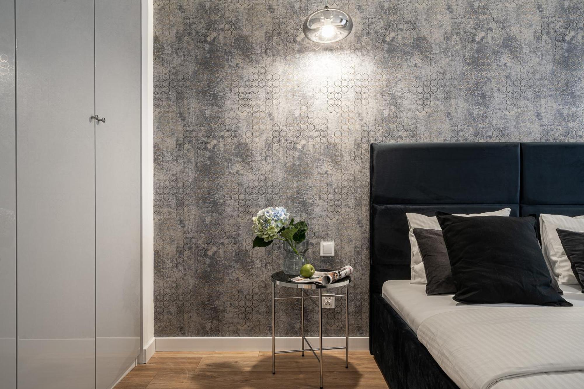 Aboutartapartments - By The River Apartment *