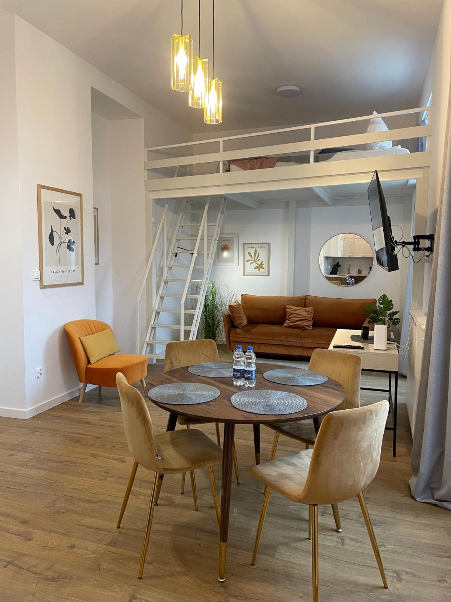 Aboutartapartments - By The River