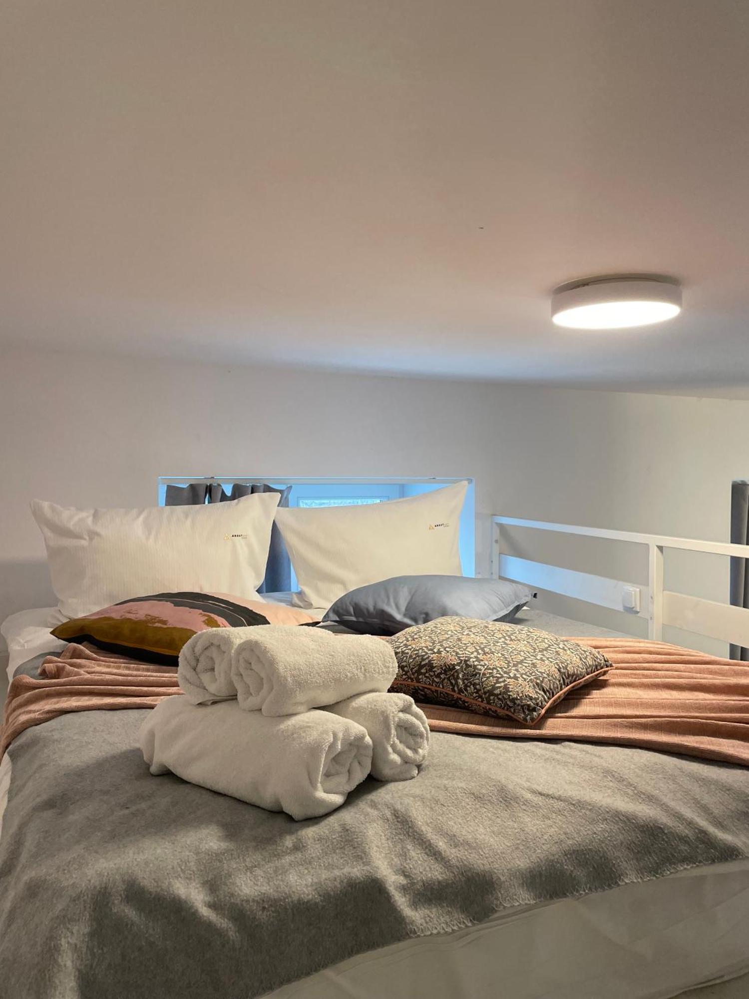 Aboutartapartments - By The River Apartment Wroclaw
