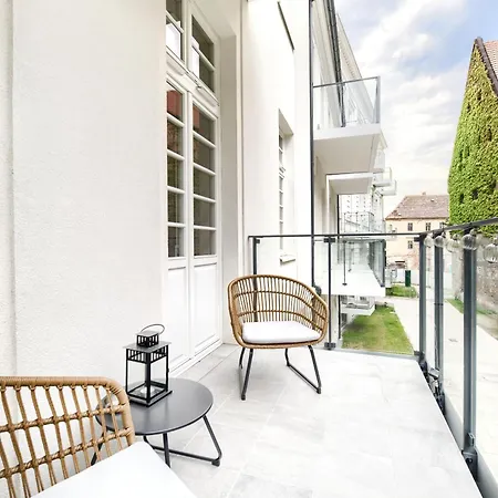Aboutartapartments - By The River Wroclaw Exterior photo